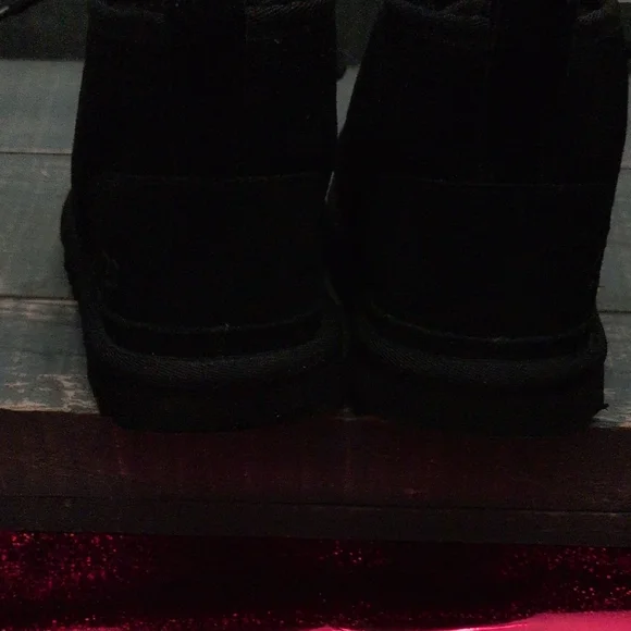 Ugg Australia Classic Black Lace-Up Ankle Boots - Picture 6 of 7